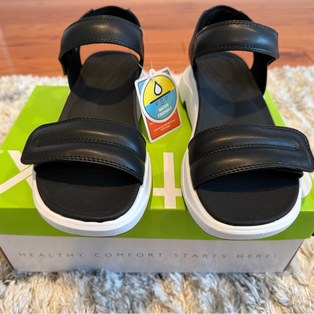 Aetrex Black Whit Sandals.
